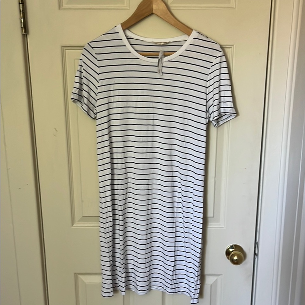 🆕🏷️Striped T-Shirt Dress